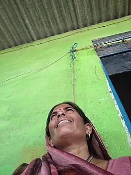 Yanavi sunena69 online show from 07.28.26