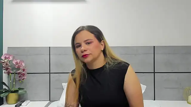 mia ambeeer online show from 07.26.26