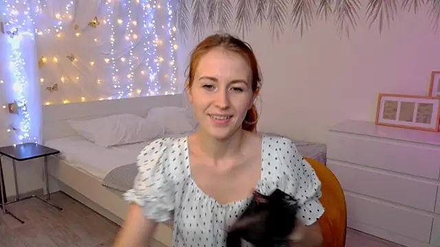 LeonaFoxx online show from 07.25.26