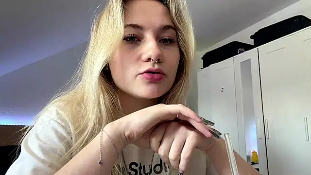 tutsiecutie online show from 07.28.26