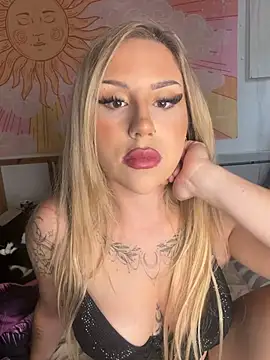 mila kween online show from 07.26.26