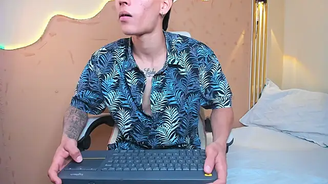 Thiiago xxx online show from 07.26.26