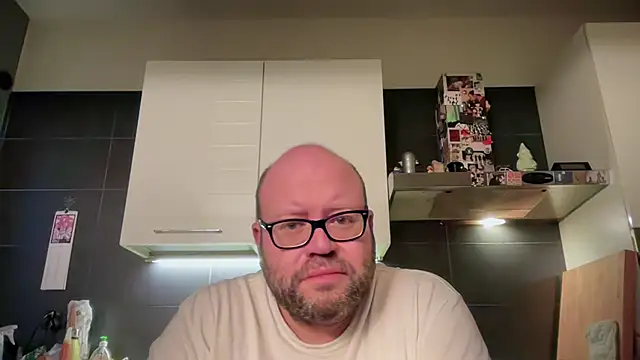 theitalianbear online show from 04.12.26