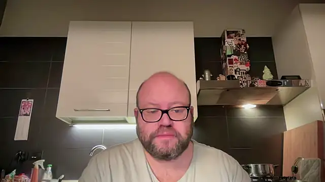 theitalianbear online show from 04.22.26