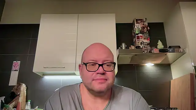 theitalianbear online show from 04.28.26