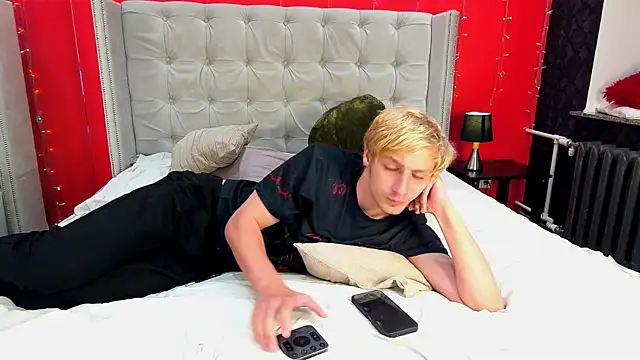 DamonLux  online show from 07.27.26