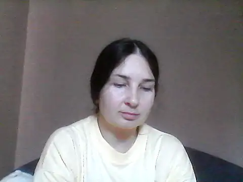Kirahugme online show from 08.05.26
