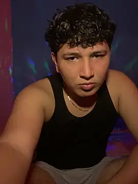 Snapshot of Eduardosexy_ chatting on 08.08.26 Eduardosexy online show from 08.08.26