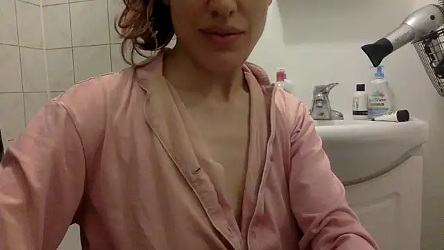 laetitia xo online show from 08.06.26
