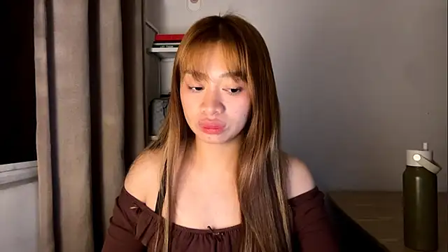 LuettaShamlin online show from 08.02.26