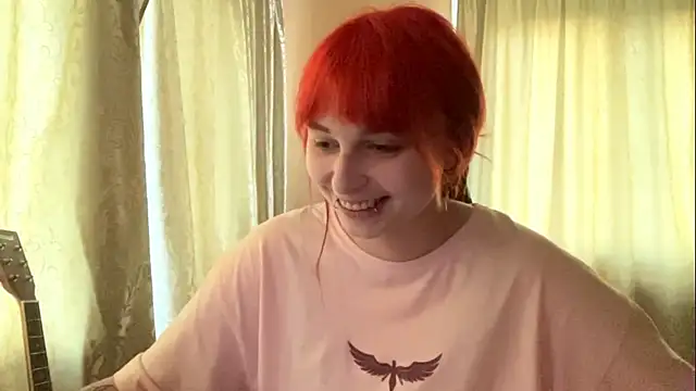 LyndseyCronshaw online show from 08.04.26