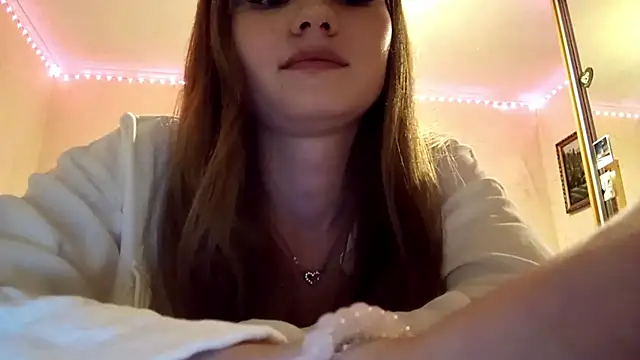 LiziArms online show from 08.04.26