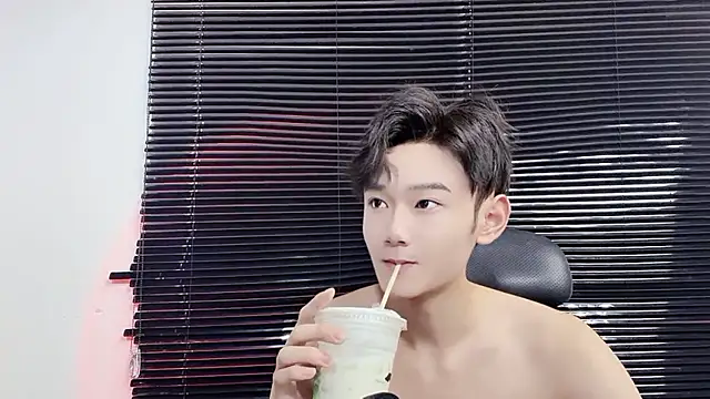 Garyxxx-831 online show from 08.07.26