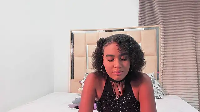 wenndywilliamss online show from 08.06.26