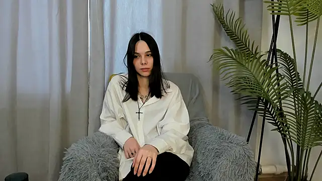 TanjaFazzone online show from 08.07.26