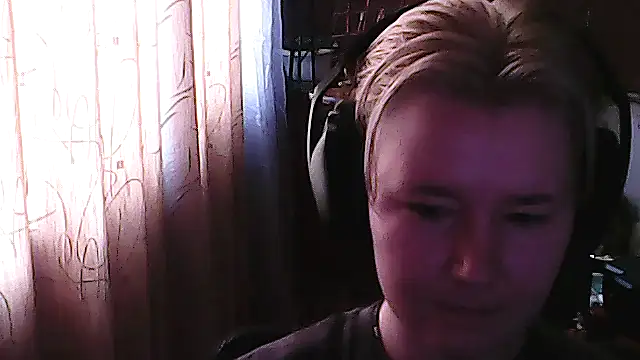 MadisonReedd online show from 08.07.26