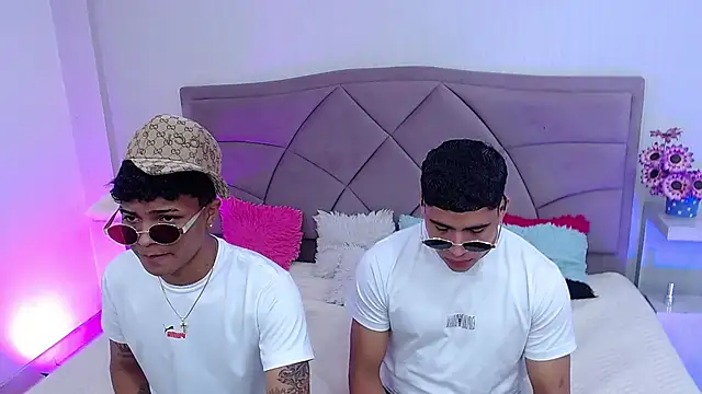 party duo boyss online show from 08.06.26