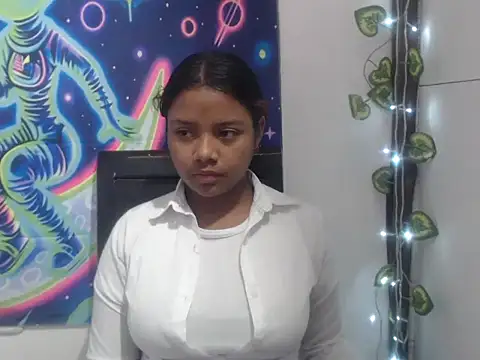 lau sofia21 online show from 08.08.26