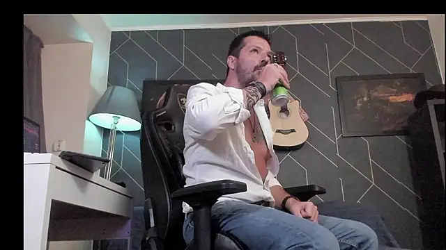 ChrisKox online show from 02.12.26