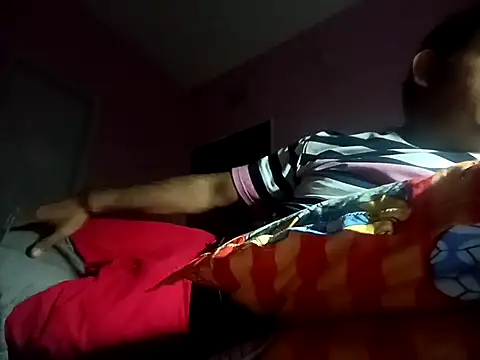 Snapshot of rarindam17 chatting on 12.14.25 rarindam17 online show from 12.14.25