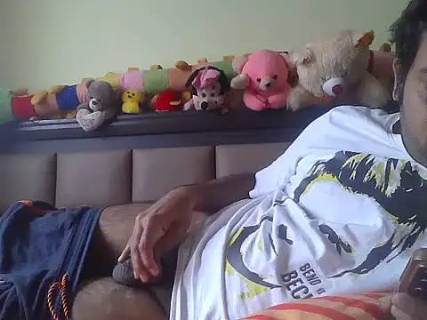 rarindam17 online show from 12.20.25