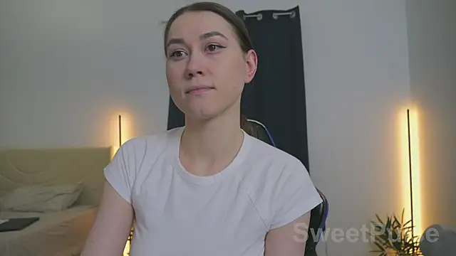 Snapshot of SweetPulse chatting on 11.25.25 SweetPulse online show from 11.25.25