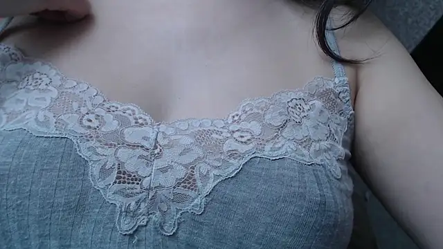 Snapshot of Koreanowner chatting on 02.28.25 Koreanowner online show from 02.28.25