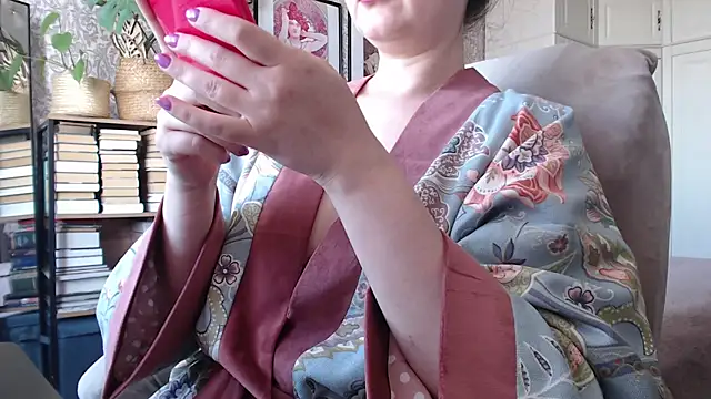 Snapshot of Koreanowner chatting on 09.12.25 Koreanowner online show from 09.12.25