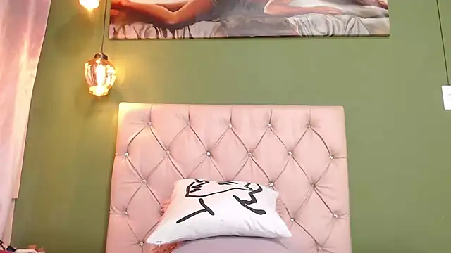 Tinna Flirt online show from 02.13.25