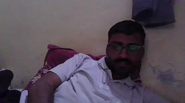 Snapshot of krishna8035 chatting on 02.18.25 krishna8035 online show from 02.18.25