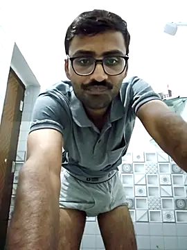 Snapshot of krishna8035 chatting on 09.27.25 krishna8035 online show from 09.27.25