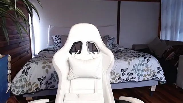 Snapshot of IsabelaGomez chatting on 01.26.25 IsabelaGomez online show from 01.26.25