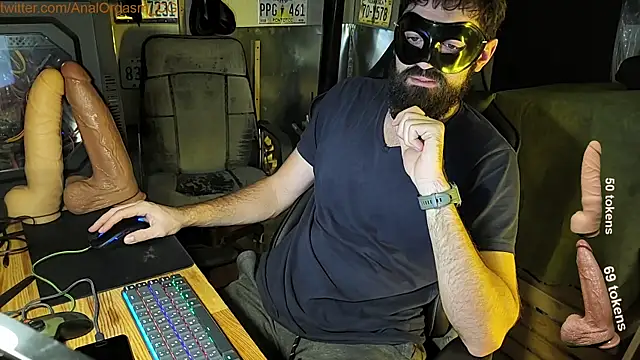 Snapshot of AnalOrgasm_CG chatting on 01.05.25 AnalOrgasm CG online show from 01.05.25