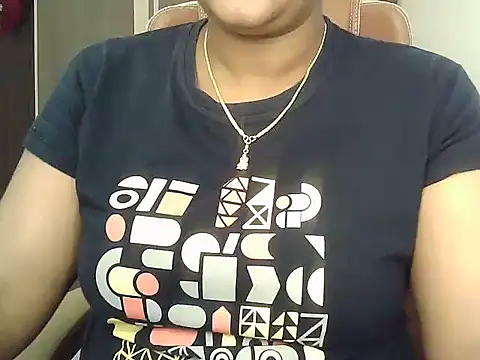 Snapshot of Spandana_Sweety chatting on 11.10.25 Spandana Sweety online show from 11.10.25