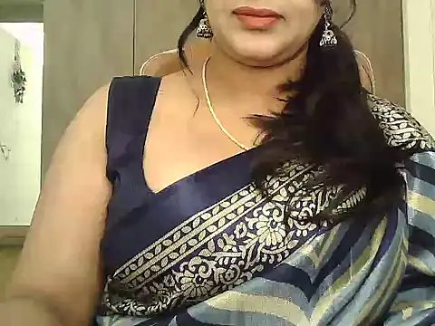 Snapshot of Spandana_Sweety chatting on 02.12.26 Spandana Sweety online show from 02.12.26