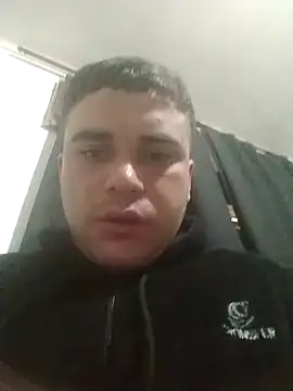 Snapshot of E_f chatting on 10.12.25 E f online show from 10.12.25