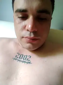 Snapshot of E_f chatting on 10.22.25 E f online show from 10.22.25