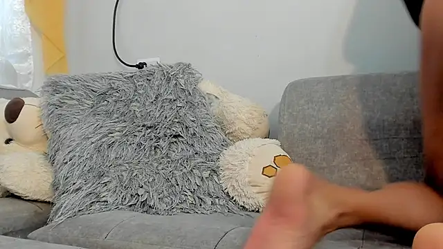 Snapshot of SandraGoldstein chatting on 12.25.24 SandraGoldstein online show from 12.25.24