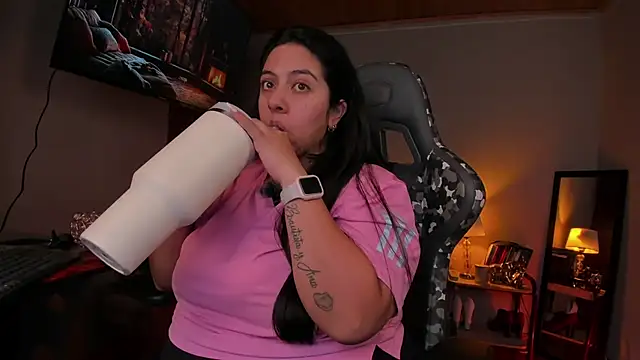 coraline latin online show from 02.23.25