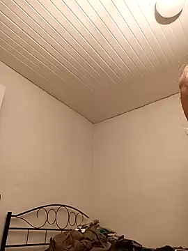 AthleticWomenizer2 online show from 12.20.25