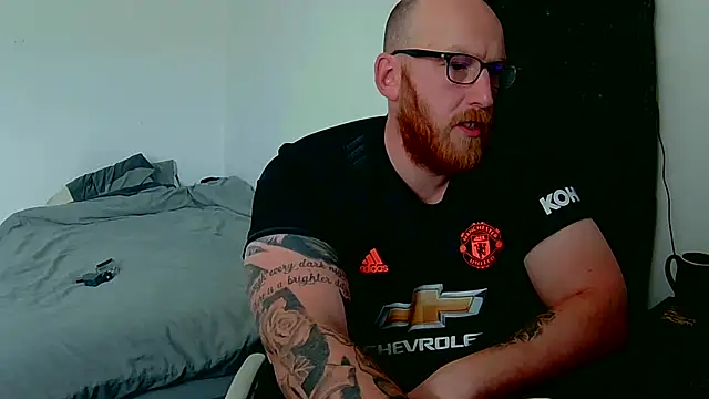 Snapshot of Tilerdadbod chatting on 05.24.26 Tilerdadbod online show from 05.24.26