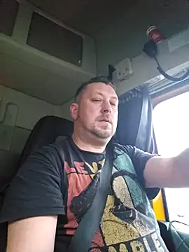 Snapshot of ktmtom247 chatting on 02.10.25 ktmtom247 online show from 02.10.25