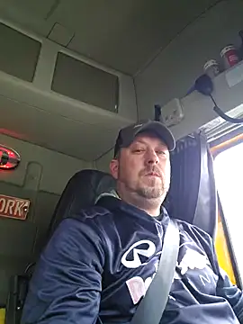 Snapshot of ktmtom247 chatting on 02.28.25 ktmtom247 online show from 02.28.25