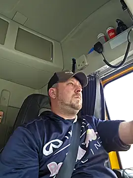 Snapshot of ktmtom247 chatting on 02.28.25 ktmtom247 online show from 02.28.25