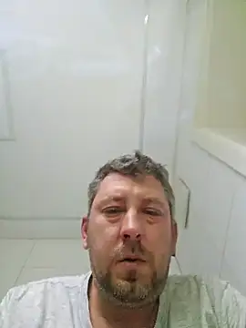 Snapshot of ktmtom247 chatting on 10.03.25 ktmtom247 online show from 10.03.25