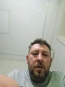 Snapshot of ktmtom247 chatting on 11.04.25 ktmtom247 online show from 11.04.25