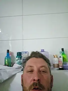 Snapshot of ktmtom247 chatting on 11.05.25 ktmtom247 online show from 11.05.25