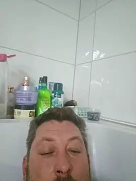 Snapshot of ktmtom247 chatting on 11.15.25 ktmtom247 online show from 11.15.25