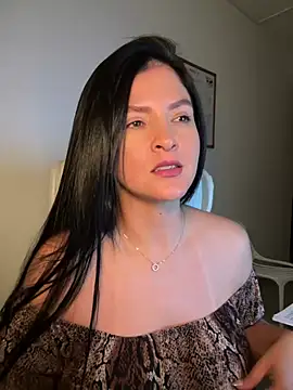 Carolina Novoa online show from 02.16.25