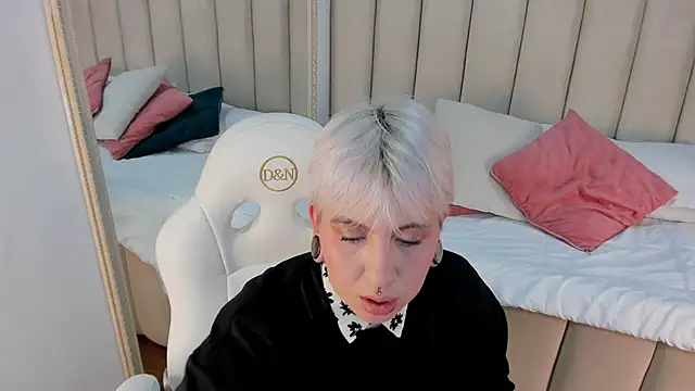 amy ink online show from 09.13.25